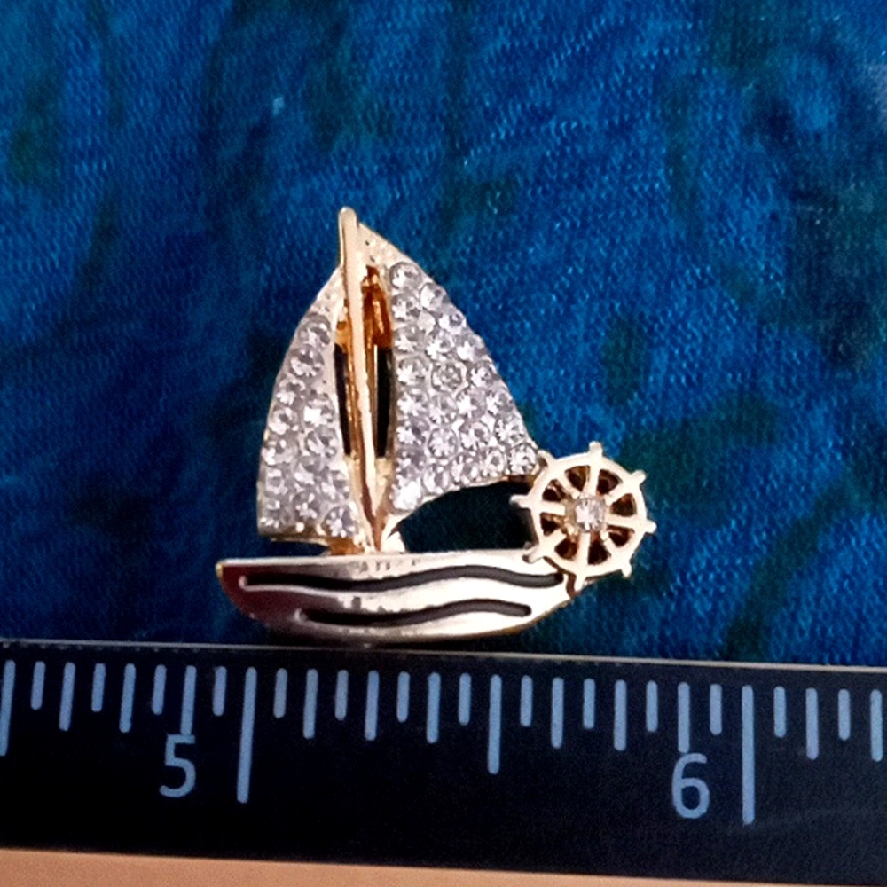 SAILBOAT BROOCH - Picture 4 of 5
